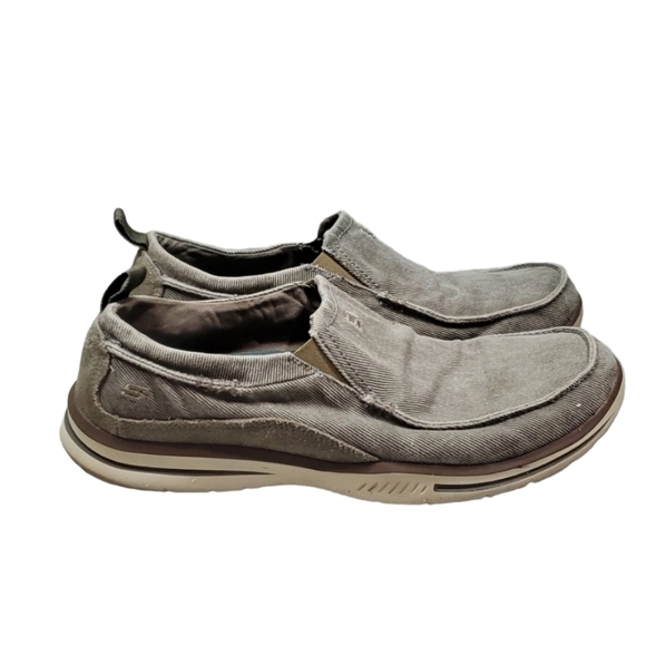 Skechers Mens Relaxed fit Air Cooled Memory foam Loafer Slip on shoes sz 8 - Picture 1 of 12